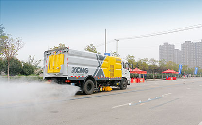 888电子洗扫车助力第四届江苏省环卫行业蹊径机械化清扫职业手艺竞赛