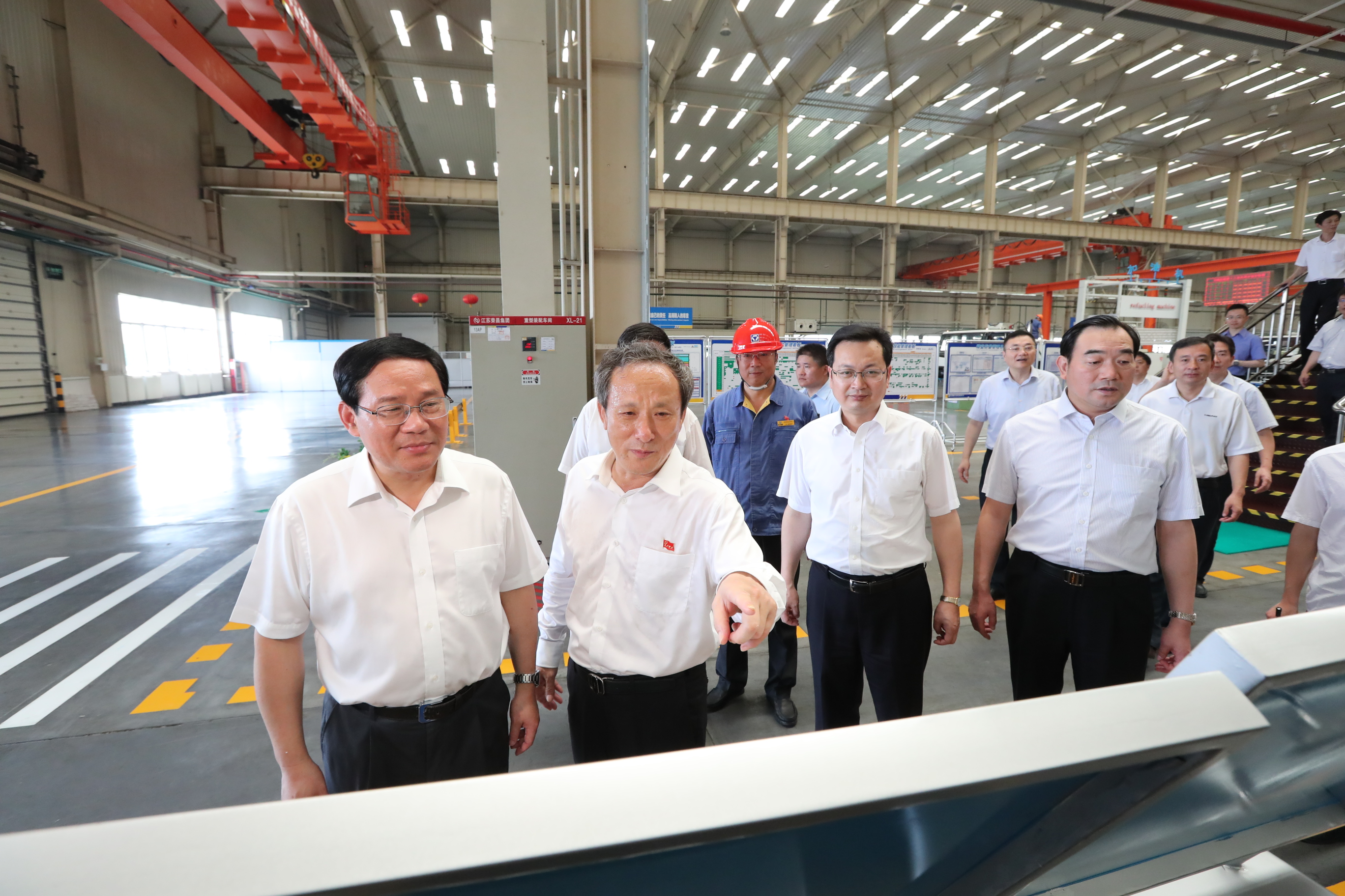 李强同志视察888电子集团