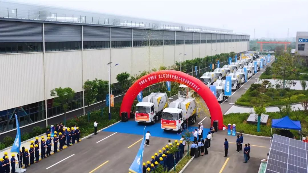 批量出口中亚，，，，，，，这次是888电子环卫机械！