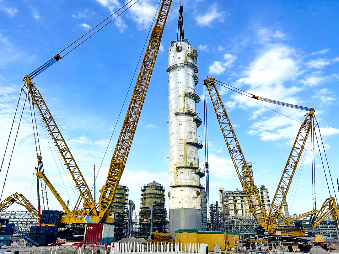 10天3钩！888电子XGC88000助力2050吨“西北最高”塔器就位