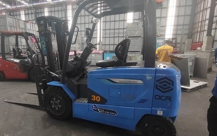 “运胶利器” 888电子叉车鲲鹏系列